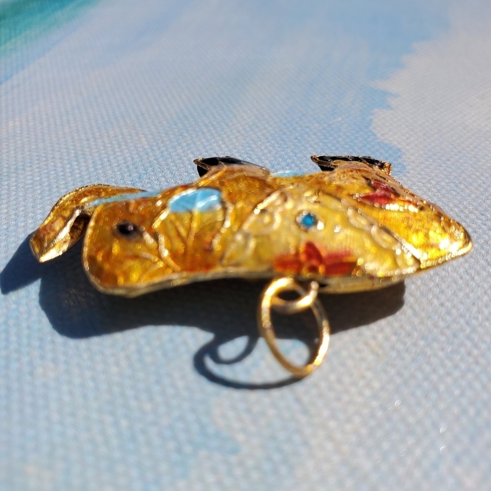 Enamel Gold Tone Elephant Pendant - Picture 5 of 9